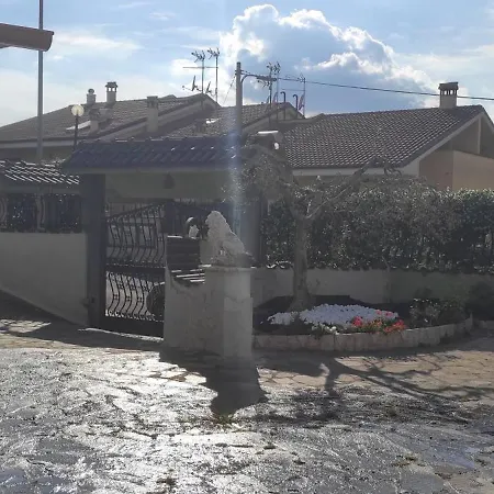 Al House Kır Evi Roma